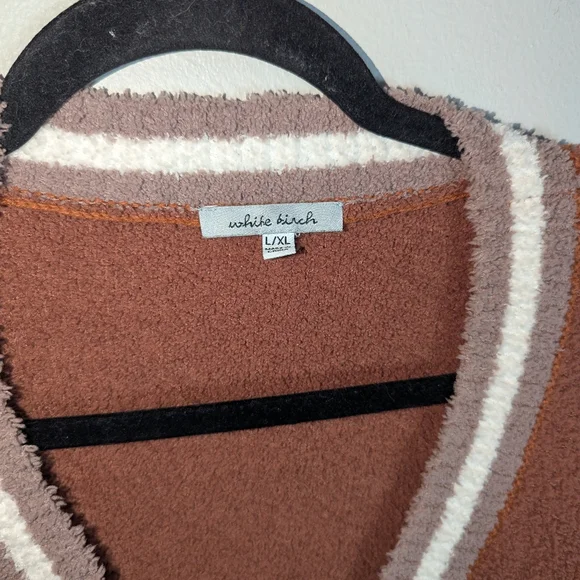L/XL White Birch Boutique Fuzzy Cozy Brown Fall Cardigan - Picture 2 of 4